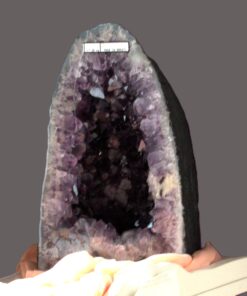 Amethyst Druse Top Stück in dunkelvioletter Farbe ca. 25 cm x 38 cm x 20 cm